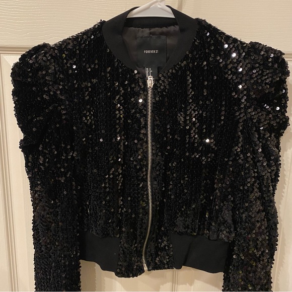 Blacked Out Sequin Crop Jacket - Picture 3 of 4